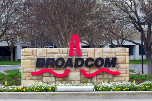 Broadcom Dividend Safety: Is This Tech Giant’s Dividend Safe?