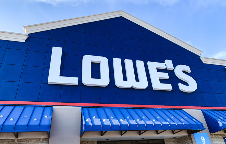 Consumer Spending Is Shifting: Should You Still Buy Lowe’s Stock?